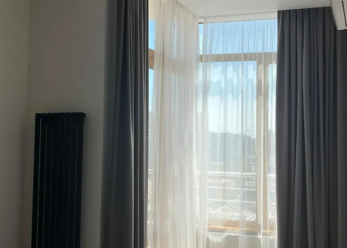 Apartman современная с видом на море рядом с парком шевченко, тихий центр, ланжерон